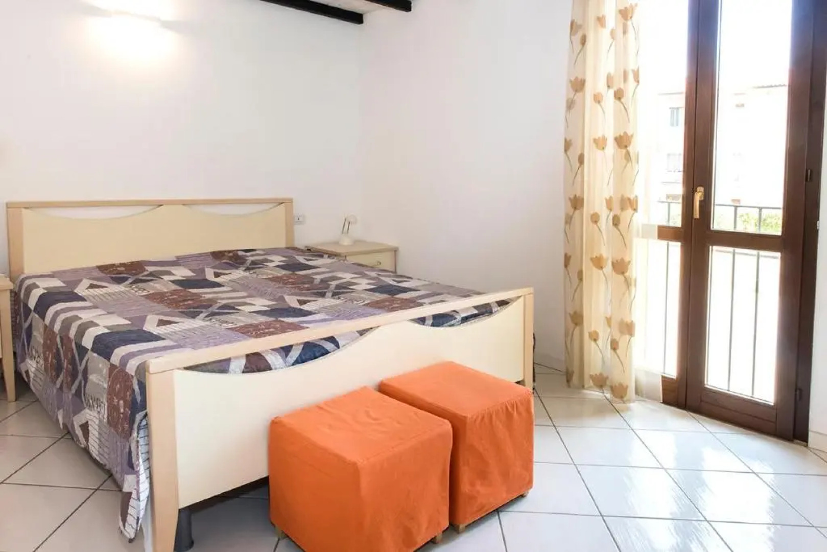 N036 - Numana, bilocale con terrazzo in residence con piscina