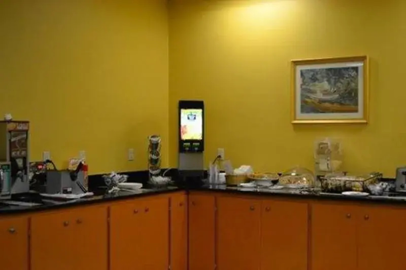 Ramada by Wyndham Windsor Locks