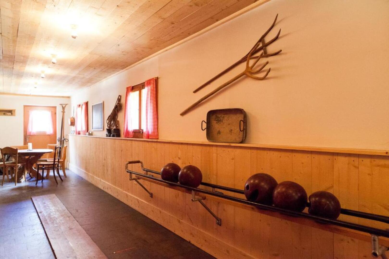 Spinas Gasthaus Val Bever - Hostel