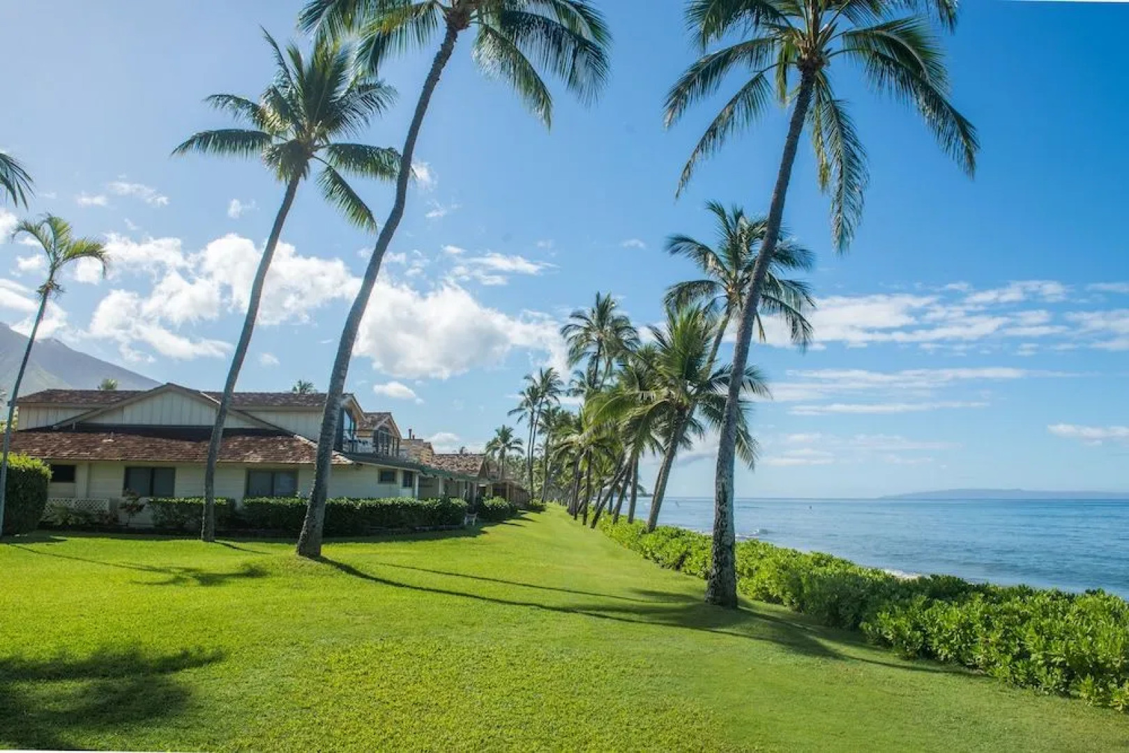 Puamana 52-3 by RedAwning