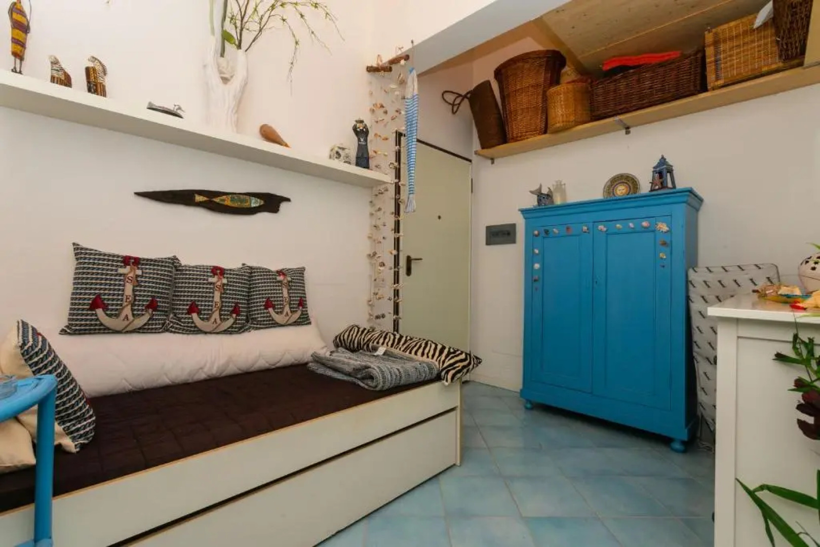 N233 - Numana, bilocale in residence con piscina