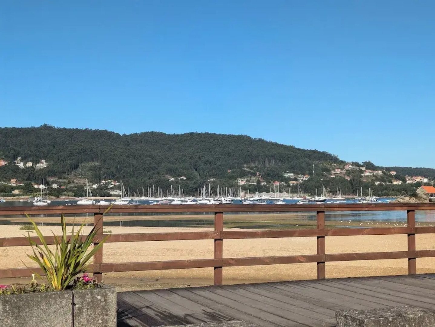 Villa sea Views With Park in Front of the Beach