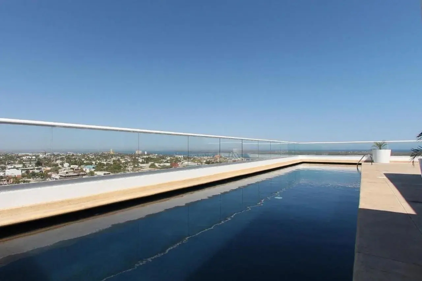 One La Paz Hotel