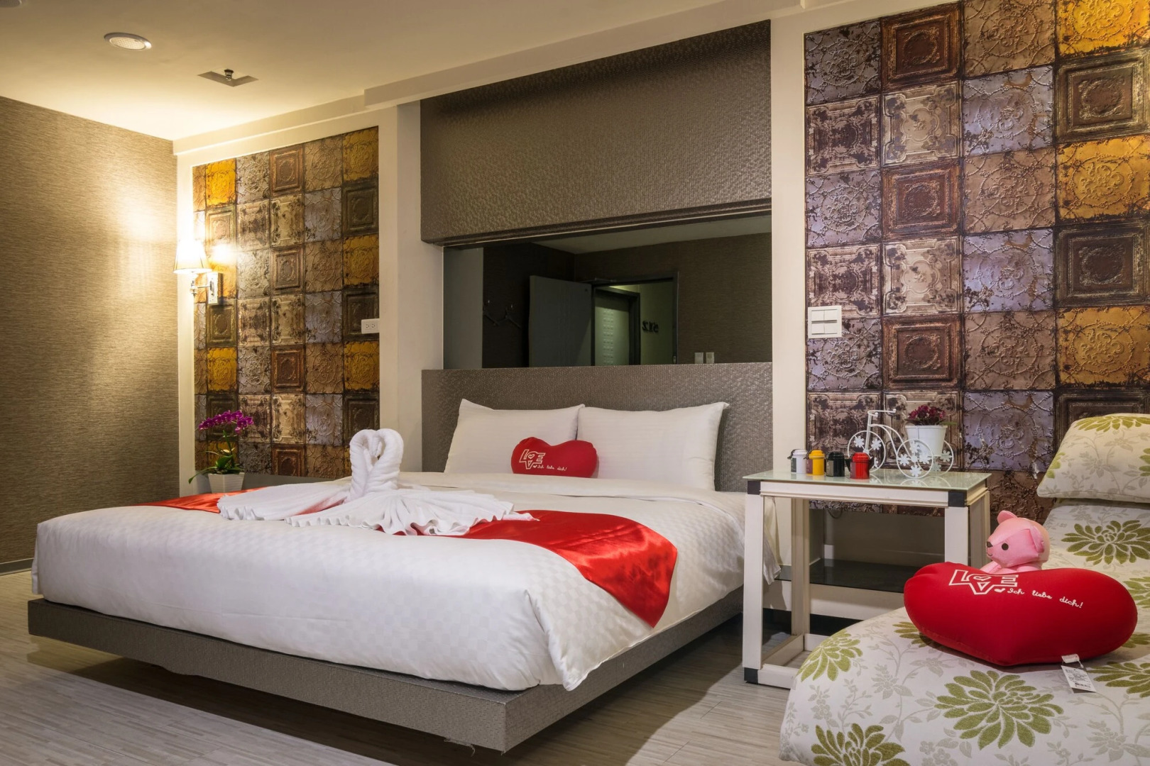 Sparkle Hotel Taipei Bridge