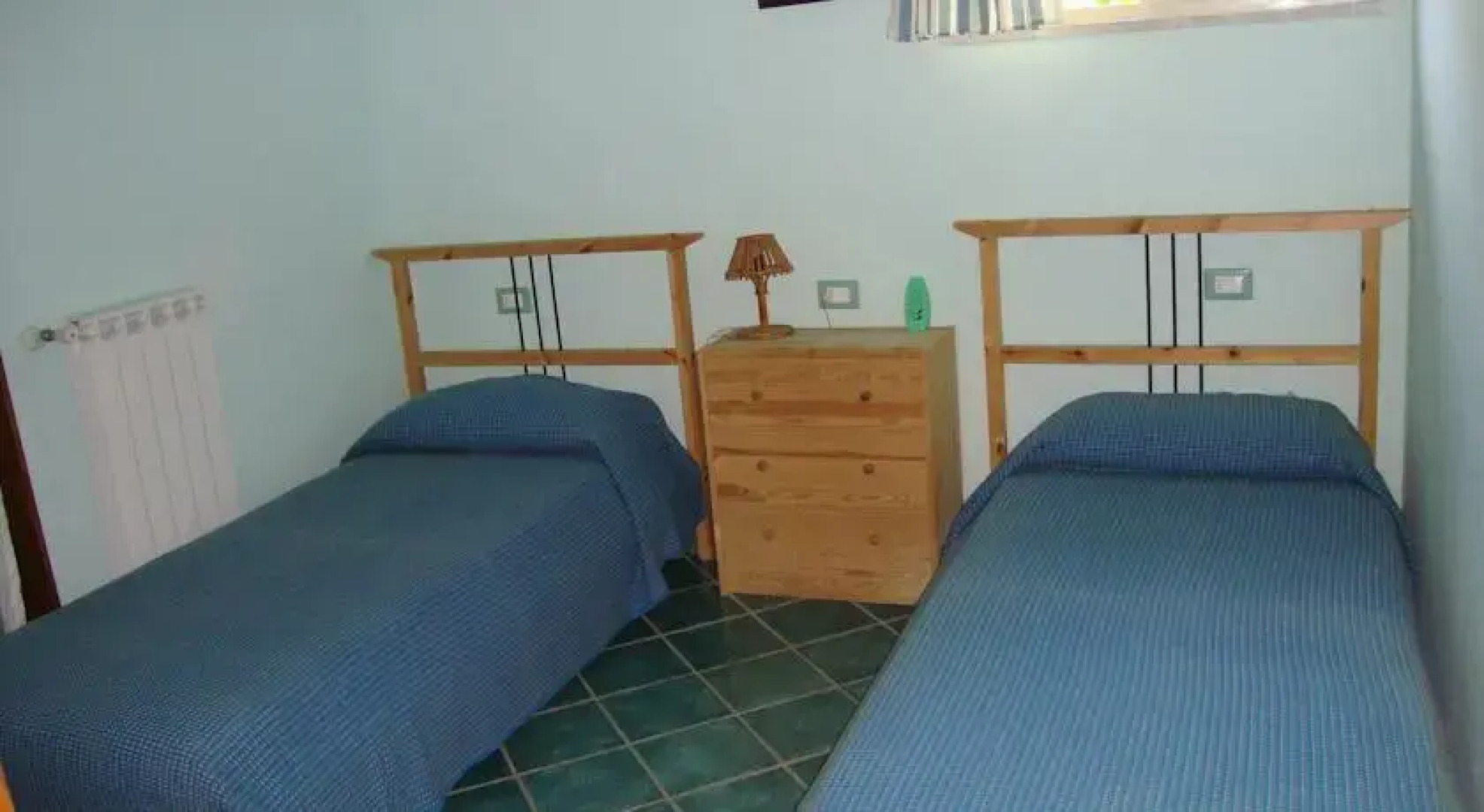 Villetta tra mare e ulivi