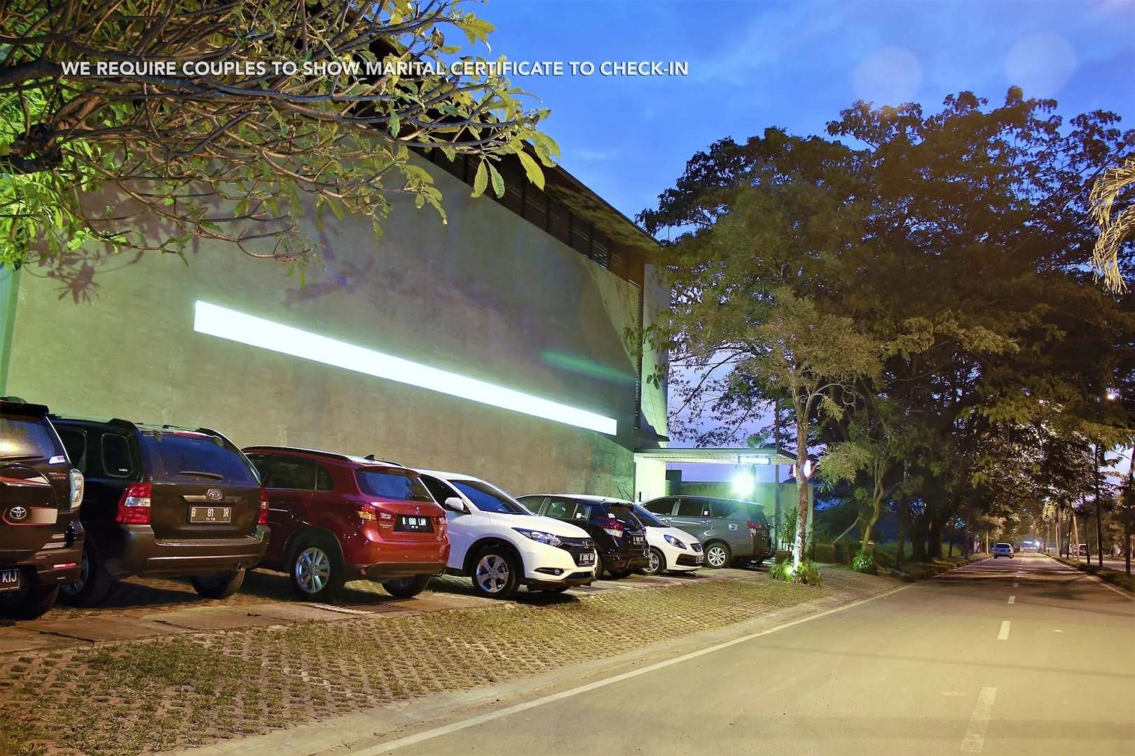 ZEN Rooms Permata Karawaci Syariah