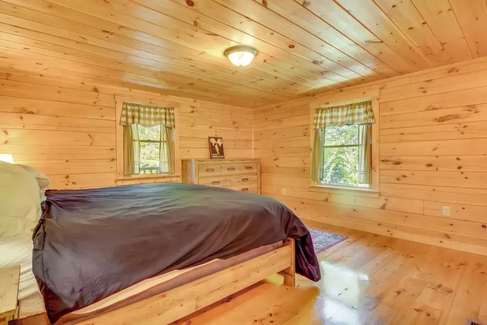 Scenic Franconia Cabin ~ 6 Mi to Cannon Mountain!