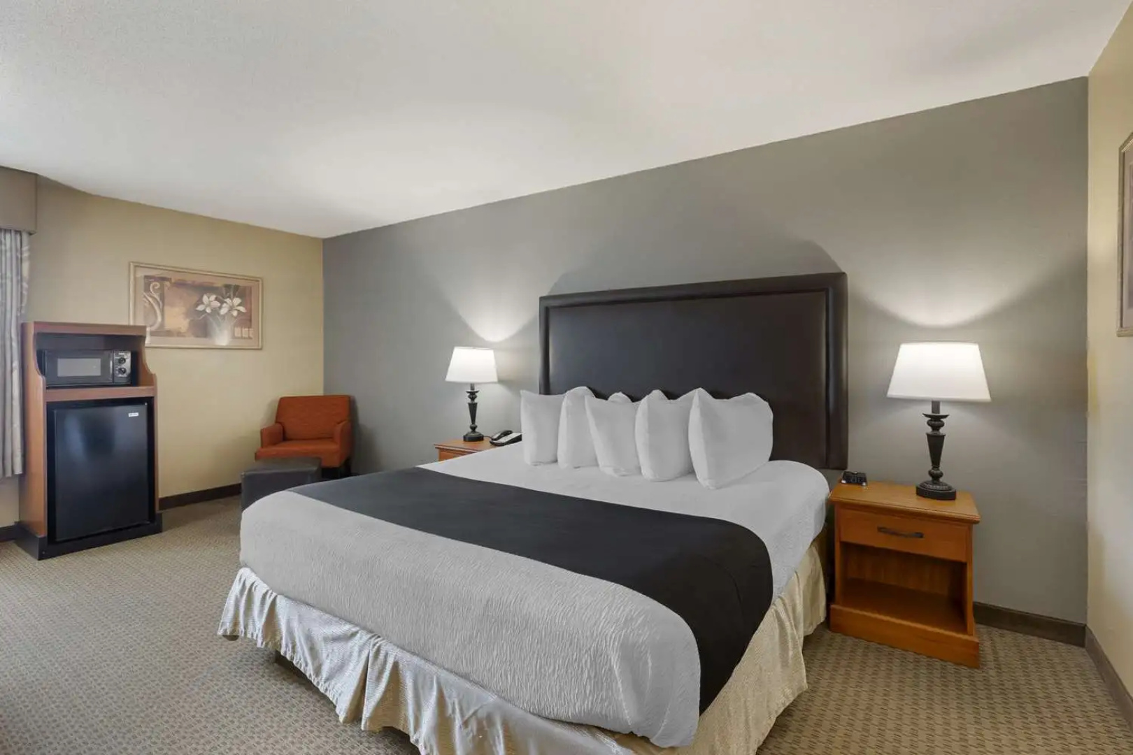 Quality Inn & Suites Historic St. Charles
