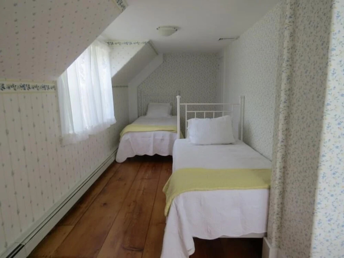 333 Old Harbor Road - Four Bedroom Home