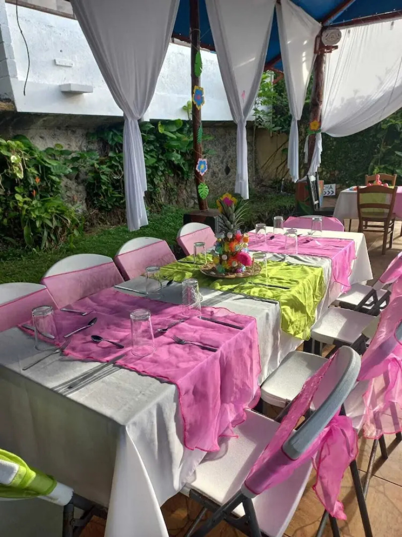 Hotel La Cueva De Limón