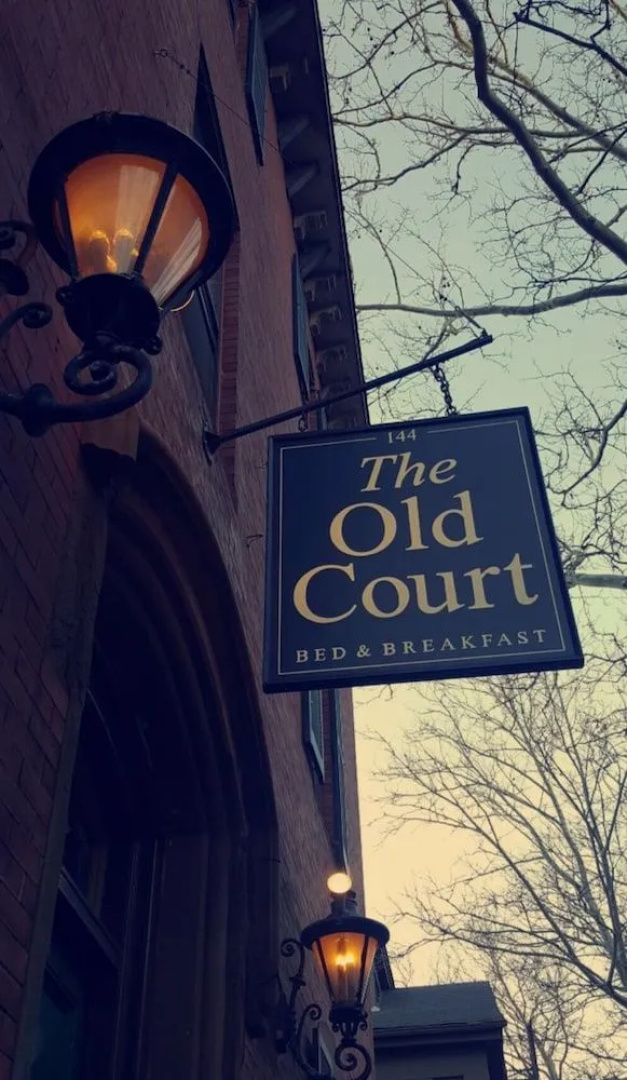 The old Court bed and Breakfast
