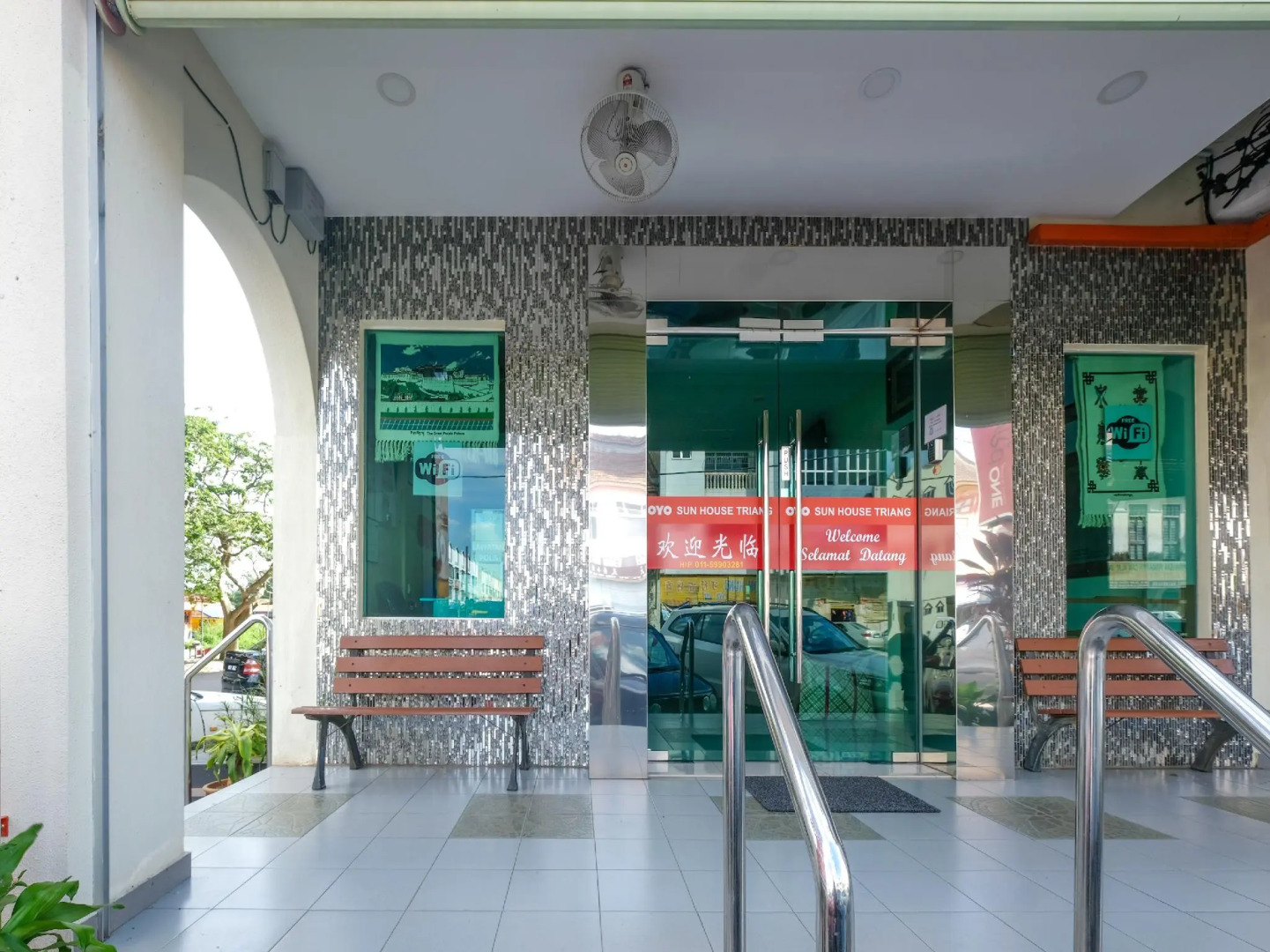 OYO 89877 Sun Triang Hotel