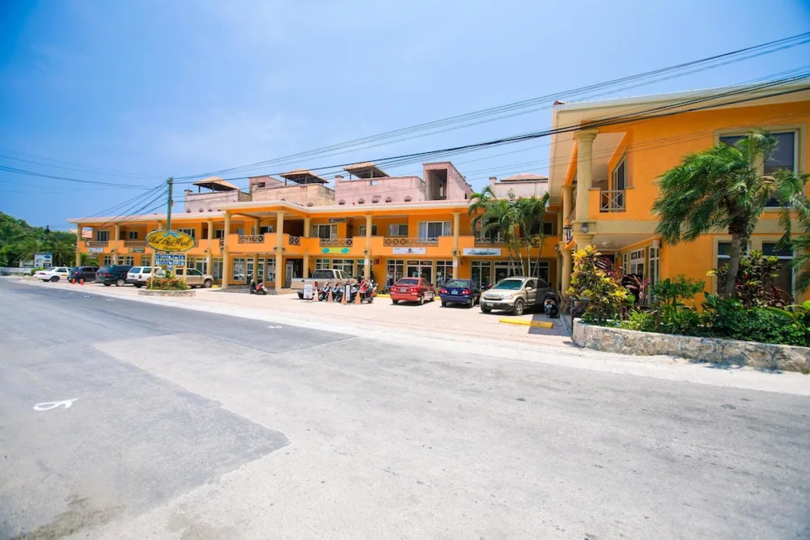 West Bay Mall Condo 10