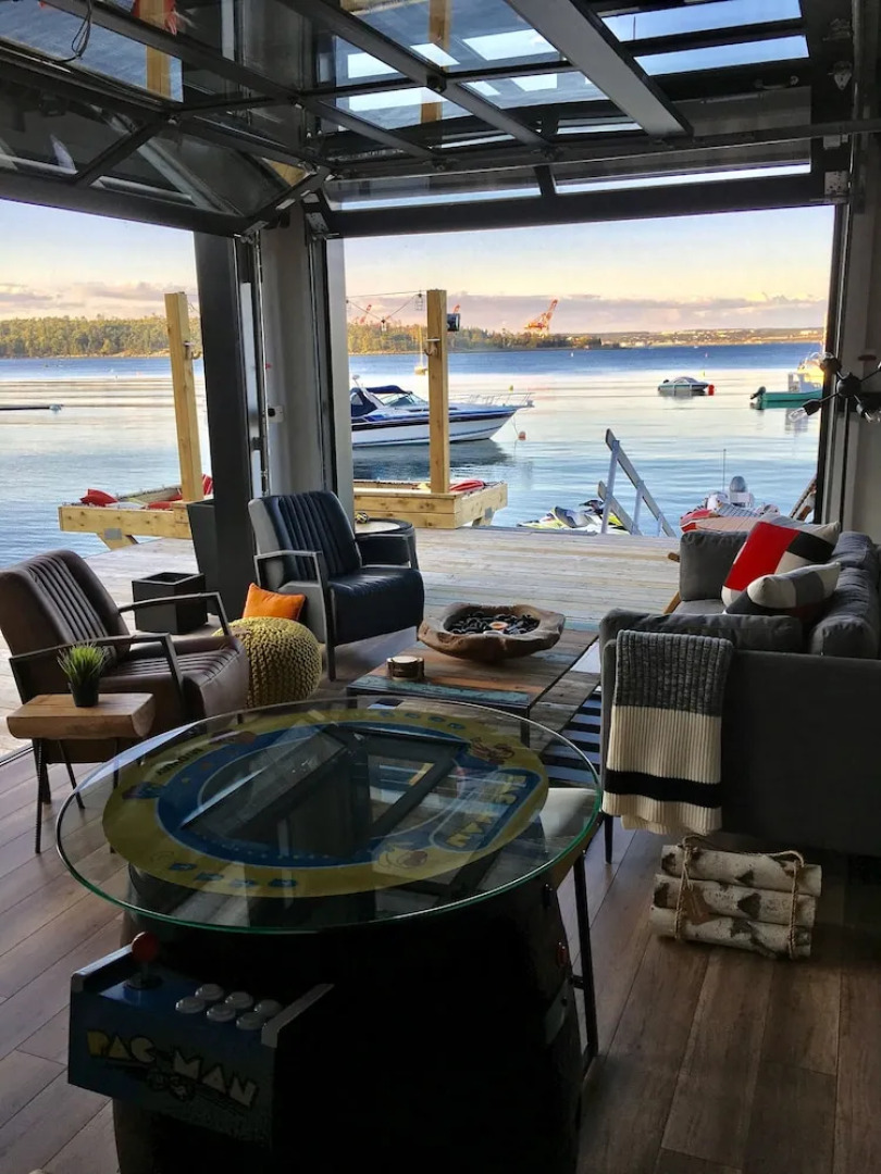 Lux Exec Home HFX Waterfront Pool Hot Tub