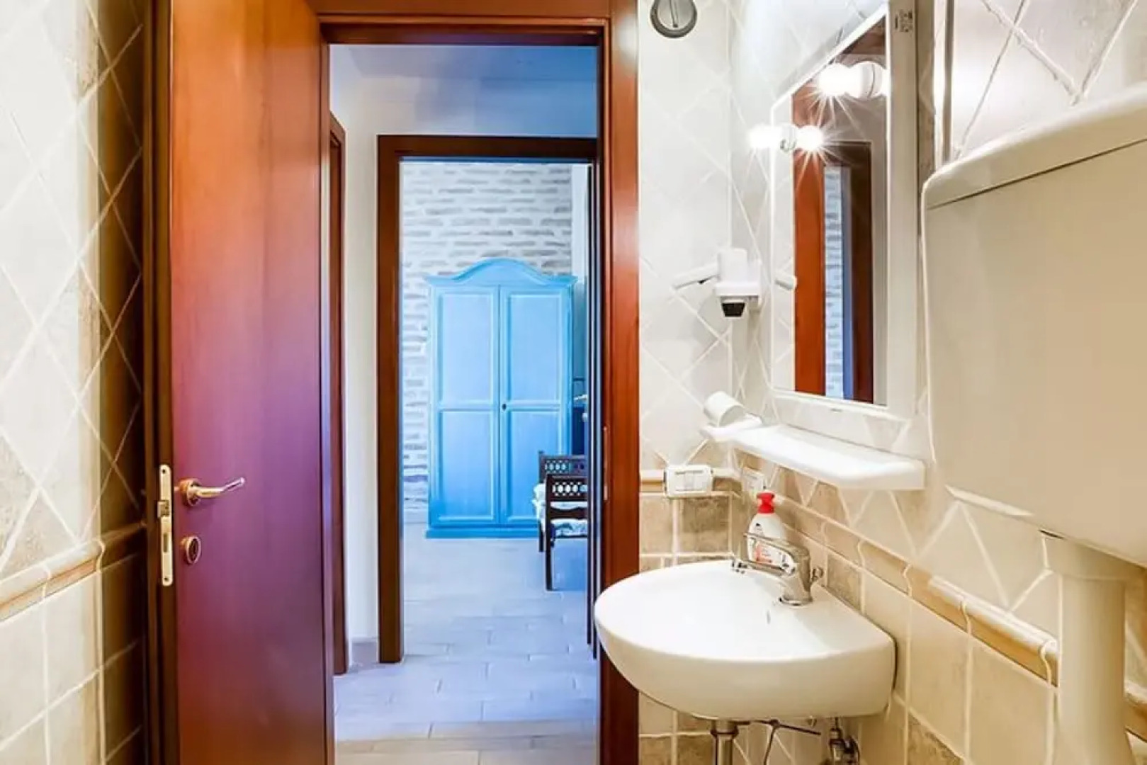 Holiday Home in Castiglione Near the Lake