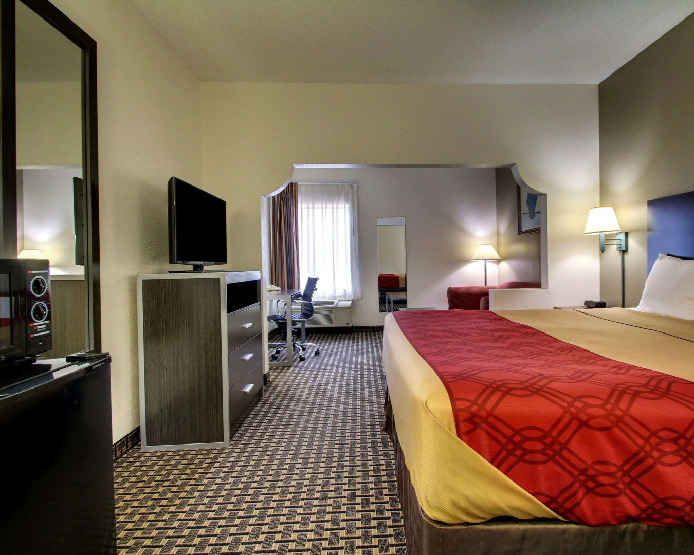Econo Lodge Inn & Suites Diamondhead