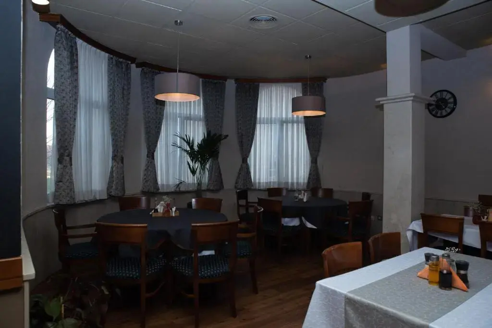 Hotel HUM