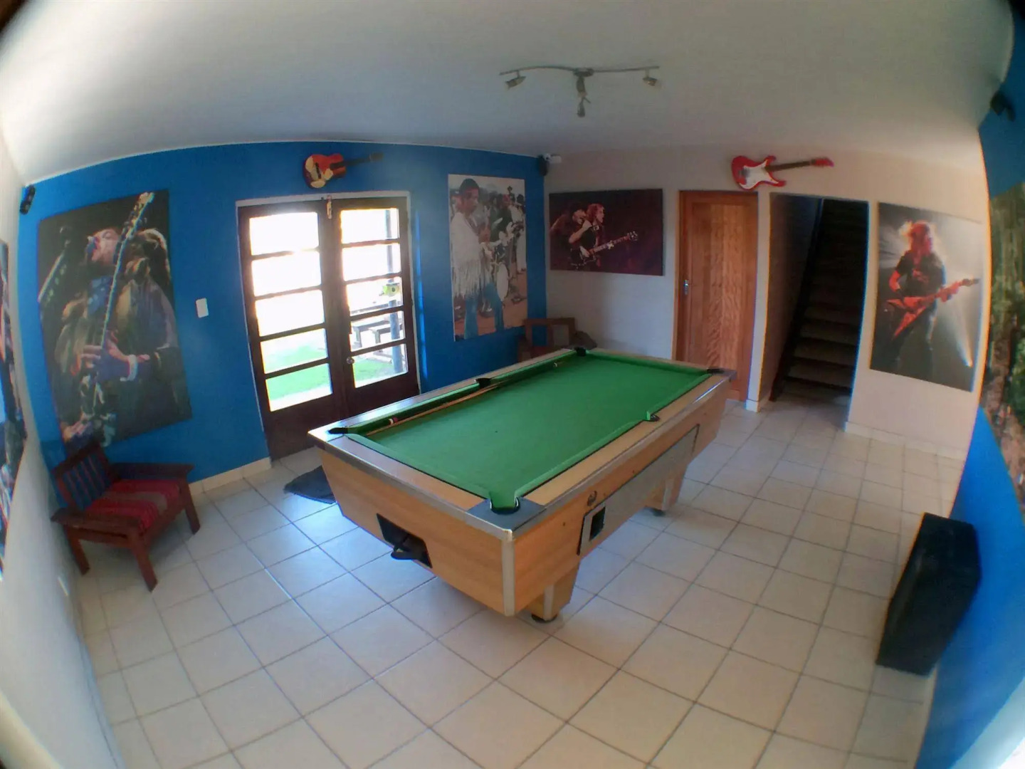 Hard Rock Backpackers