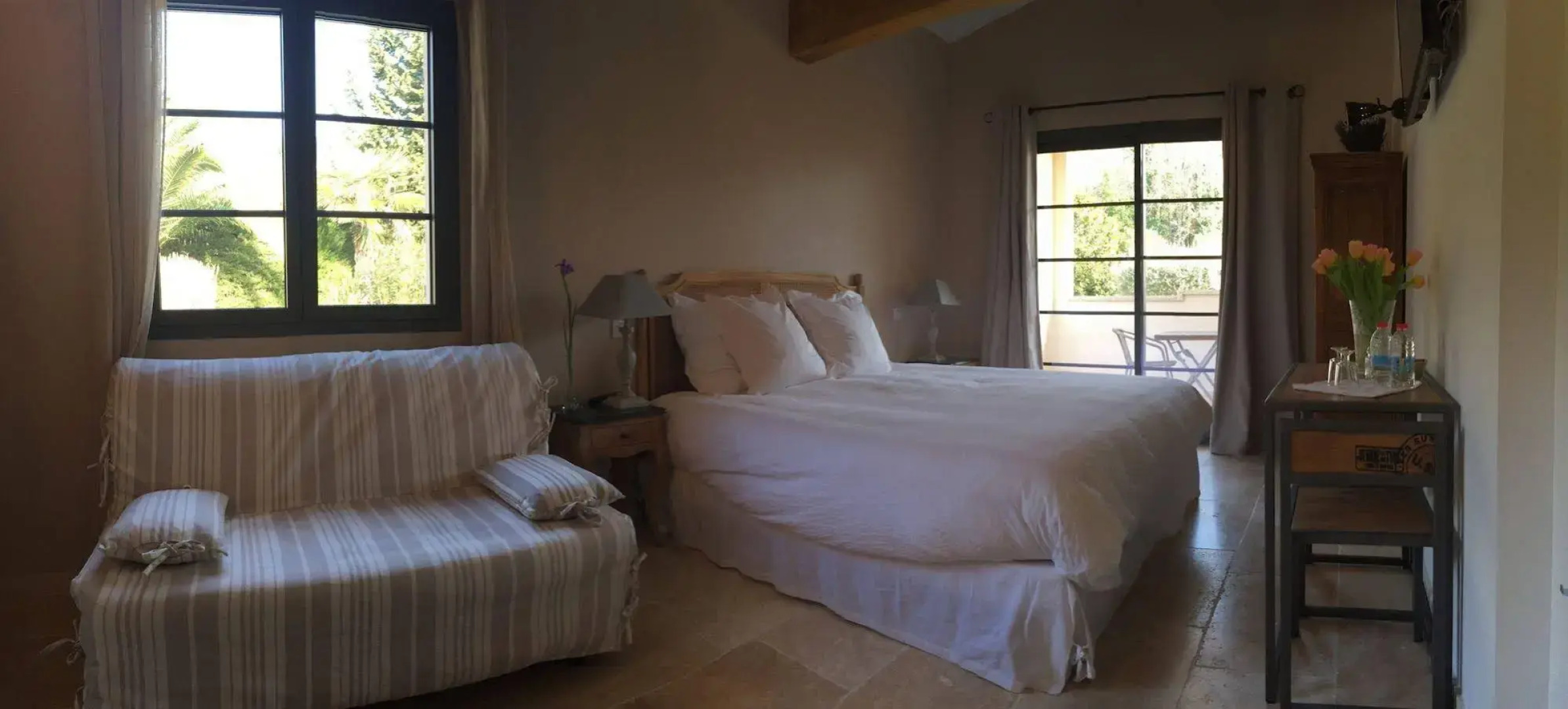 Etoile De Saint Paul