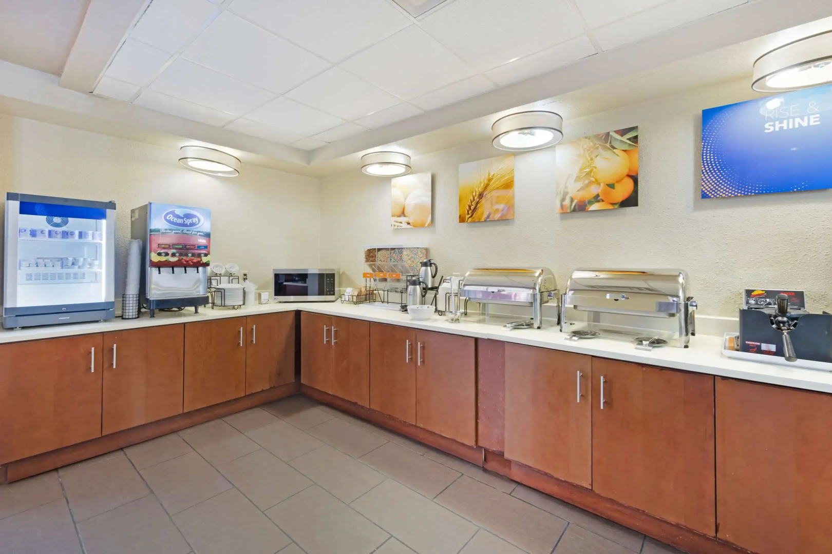Comfort Inn & Suites Wichita Northeast