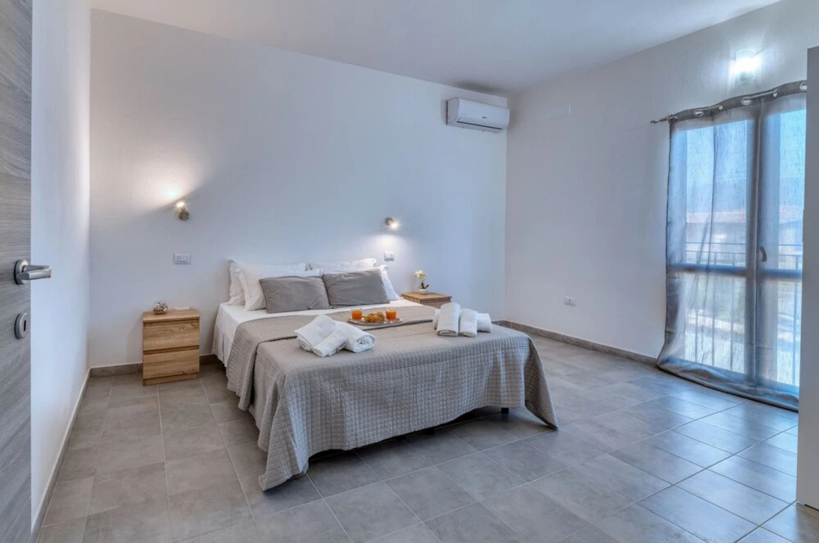 IzzHome Cozy Sunflowers