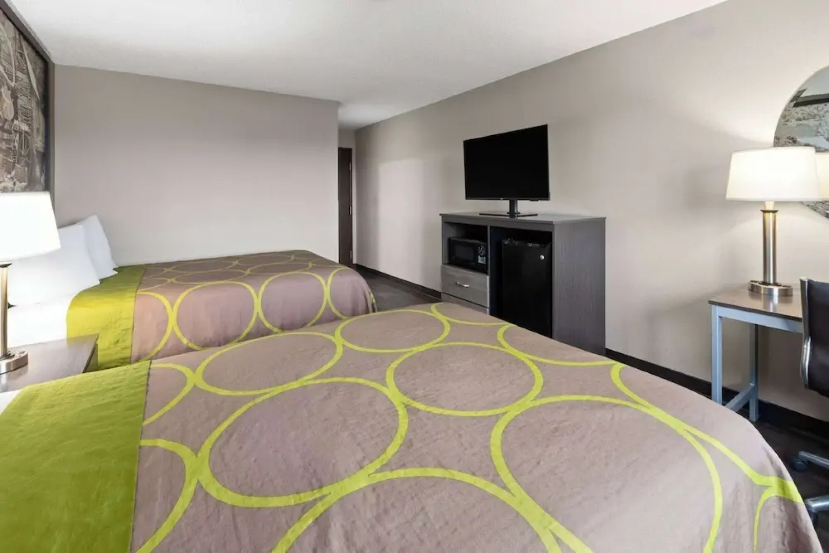 Super 8 by Wyndham Summersville/New River National Park