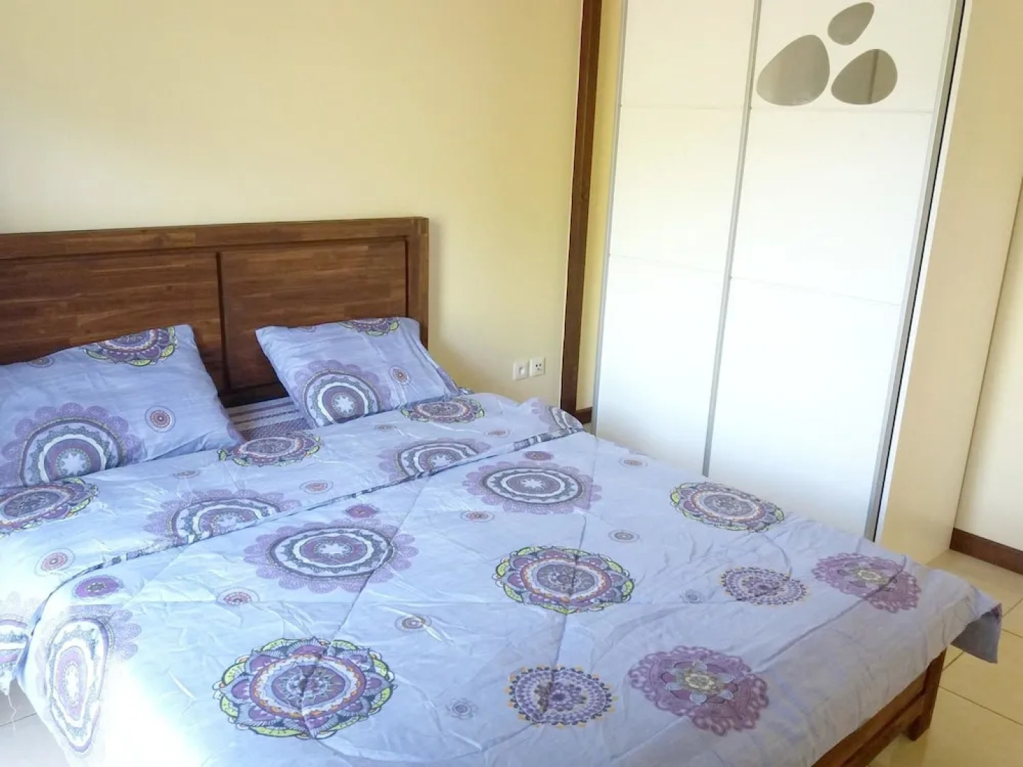 House With 2 Bedrooms in Petite-île, With Furnished Terrace - 5 km Fro