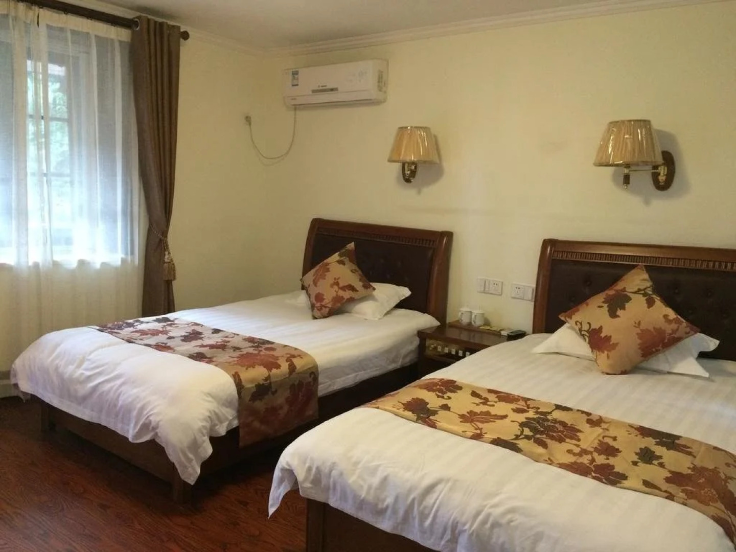 Moganshan Mantin Holiday Hotel