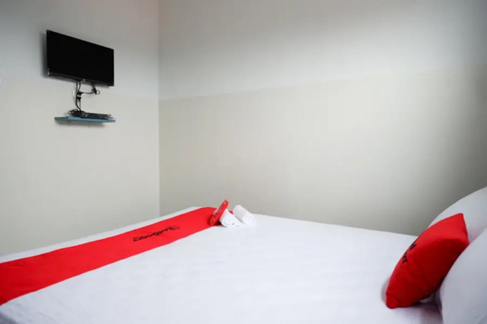 RedDoorz near Tamansari Shopping Center Salatiga