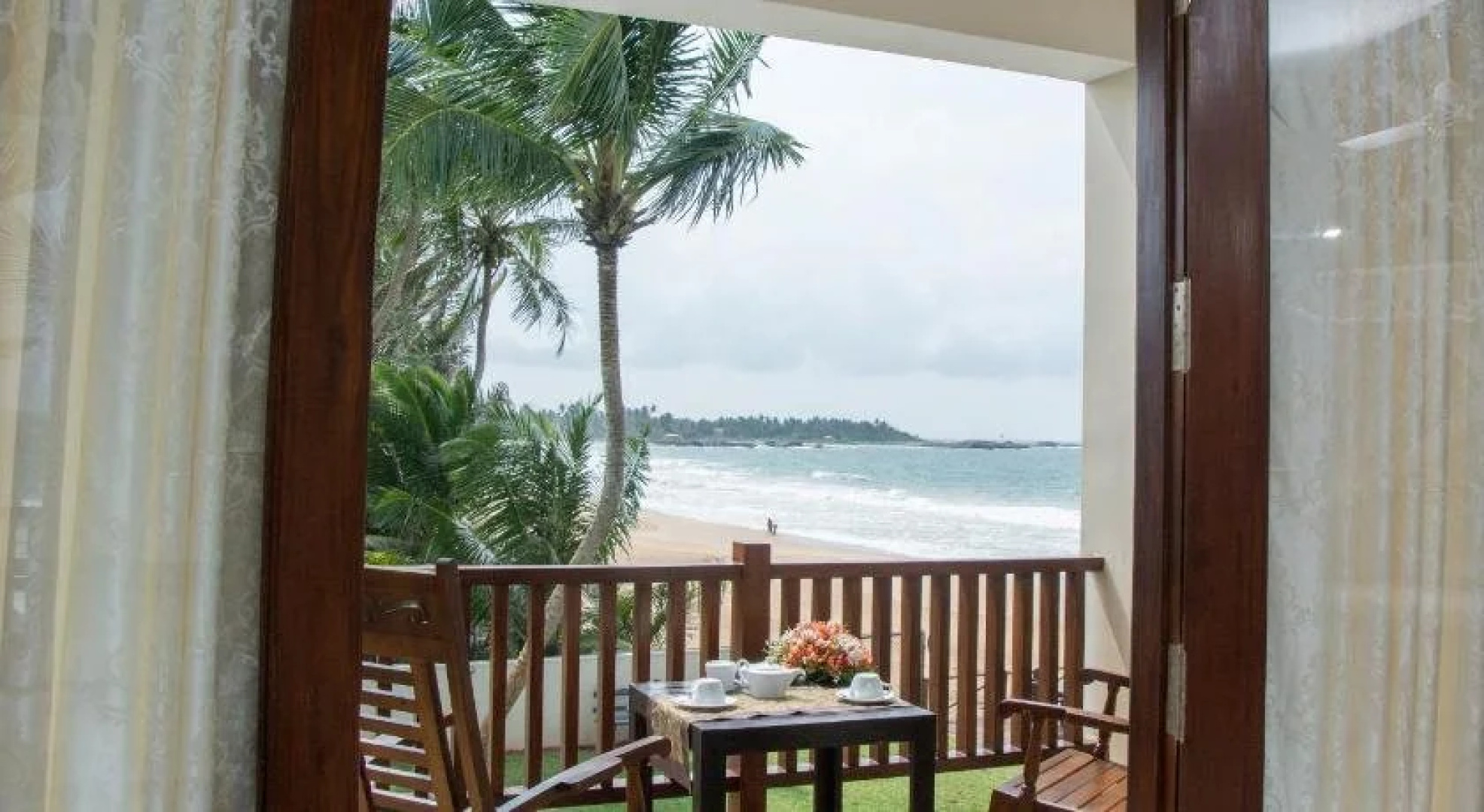 Sapphire Seas Beachfront Villas