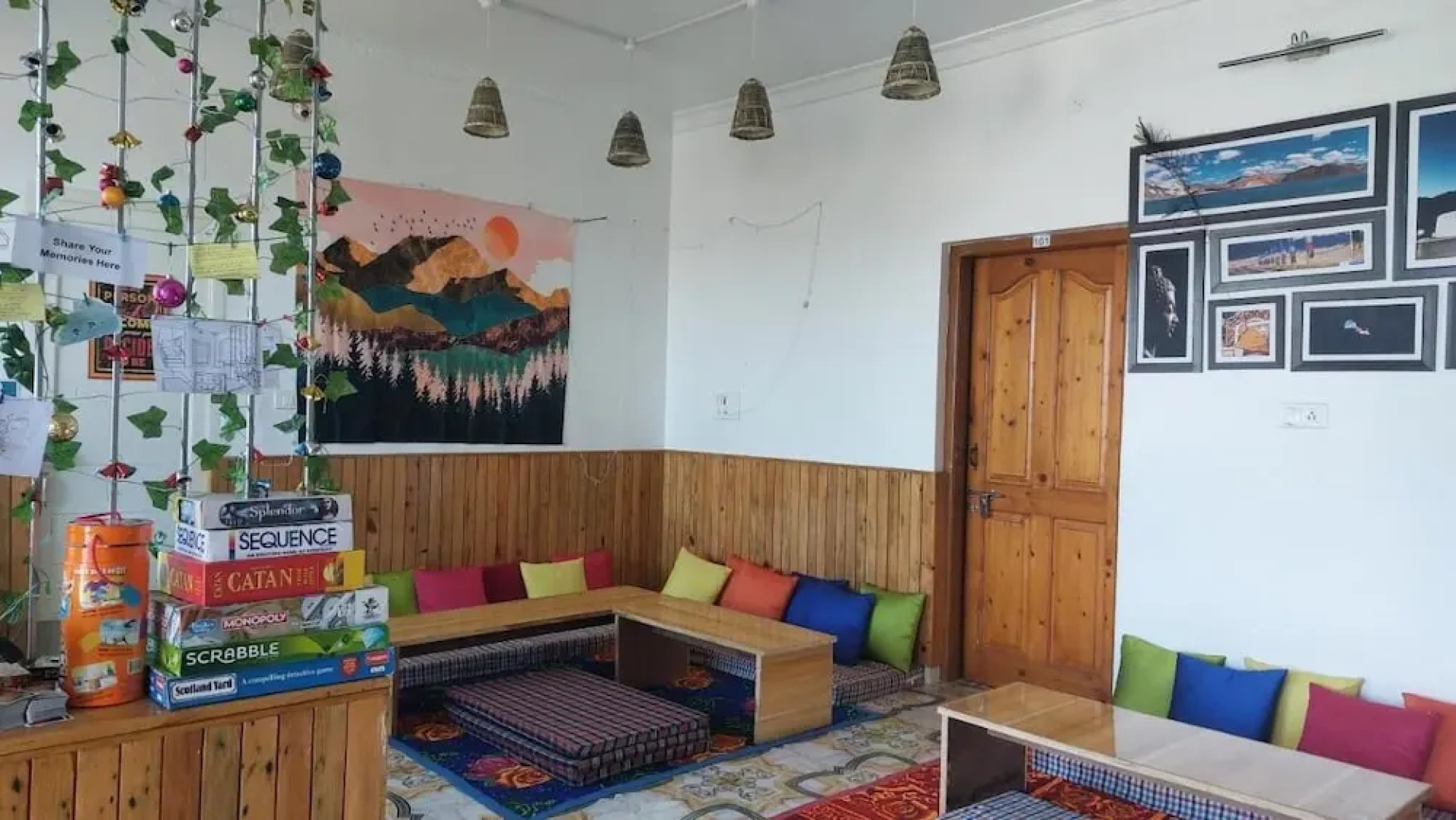 The Lost Hostels-Bir - Landing Site