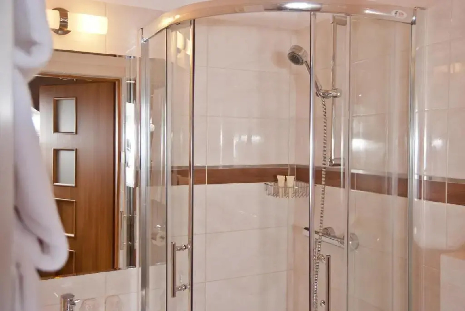 Hotelik na Słonecznym Wzgórzu