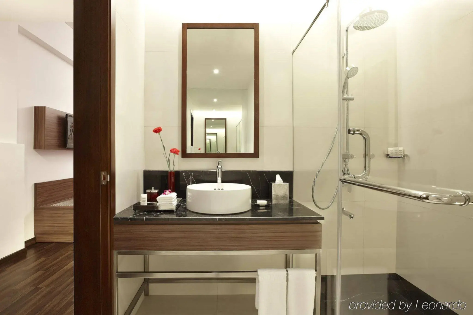 Vivanta Kolkata EM Bypass