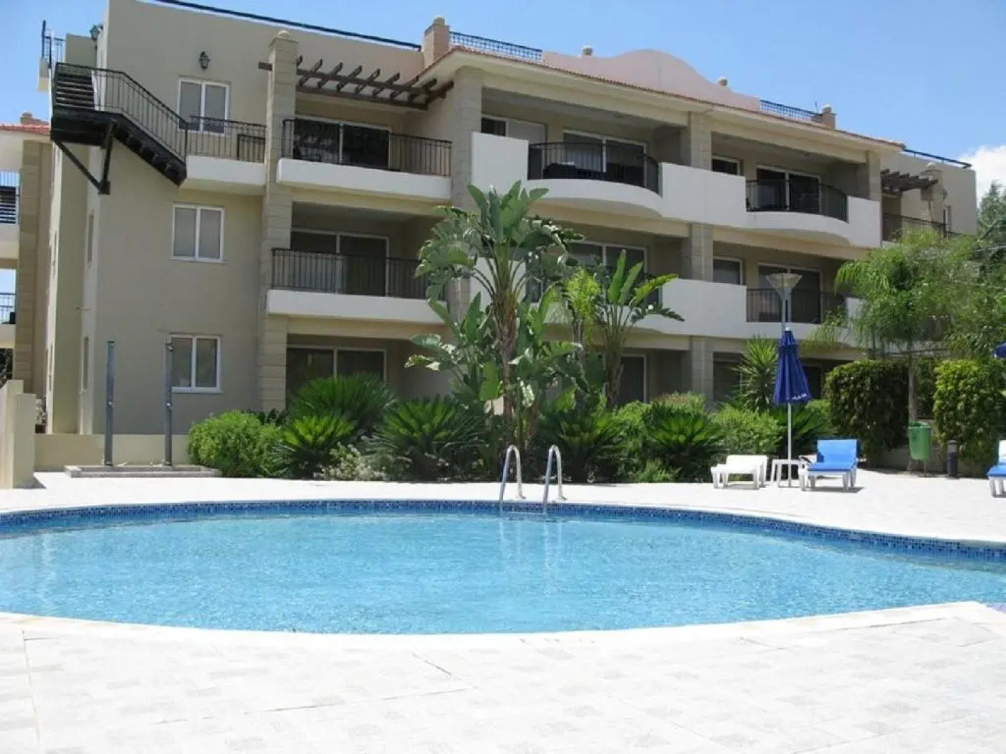 Pyla Gardens Apartment E 202