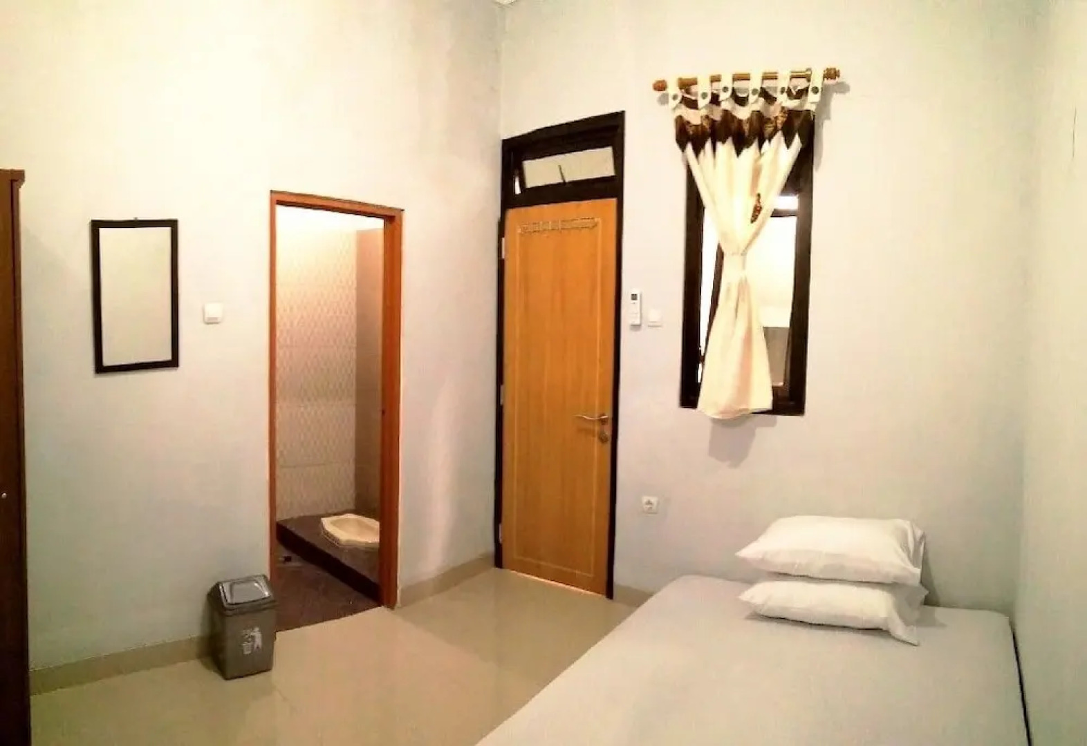 Adikarta Guesthouse Janti