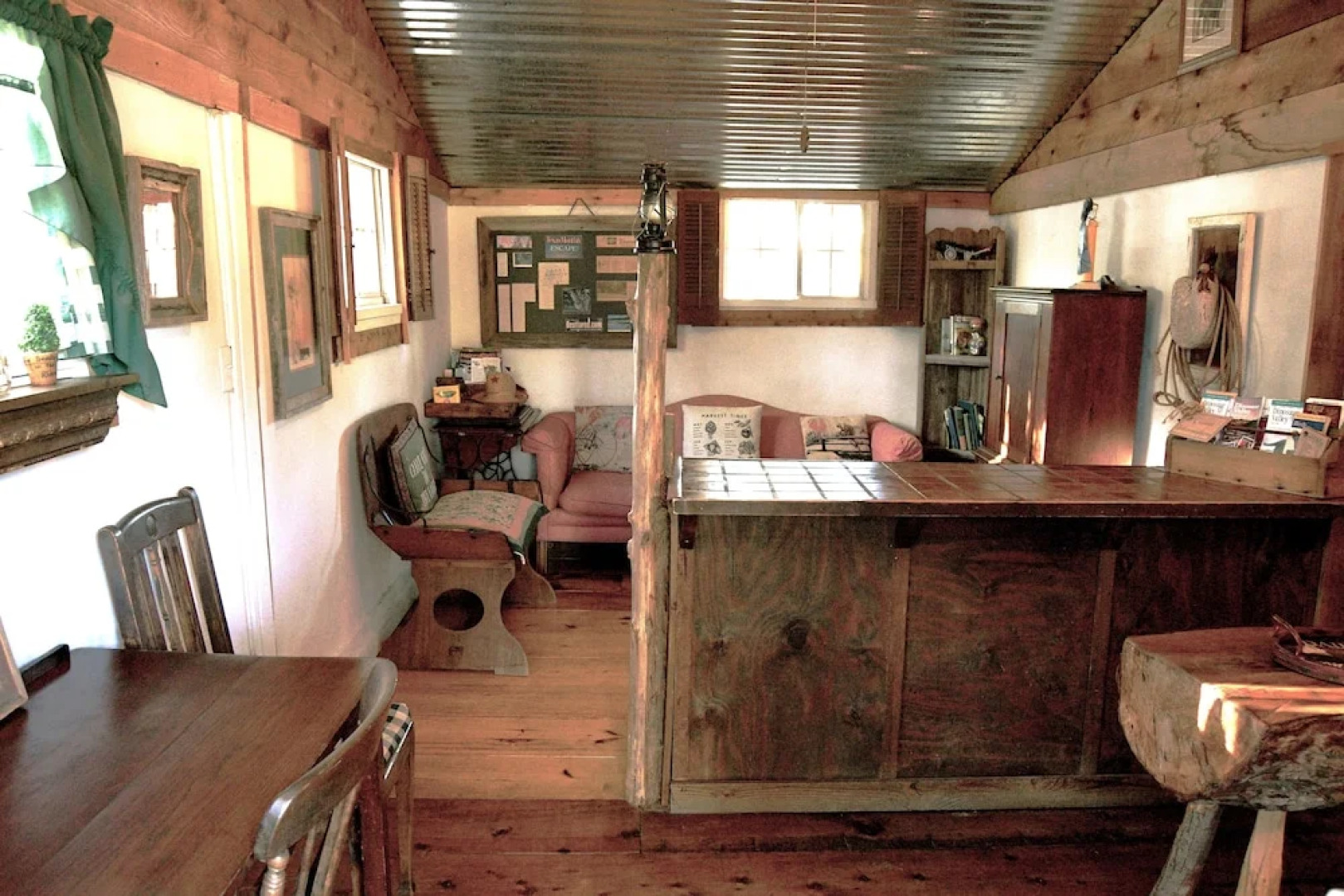 Country Woods Inn