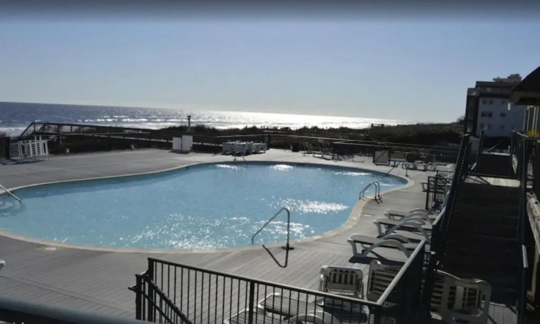 Oceanview 4BR/4BA Condo, Steps to Beach/Pool