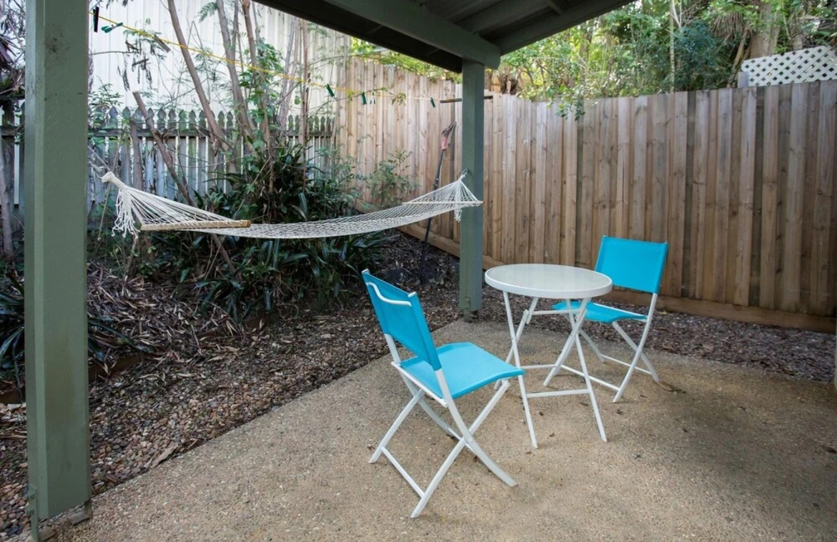 Rain Forest Retreat Jubilee Pocket