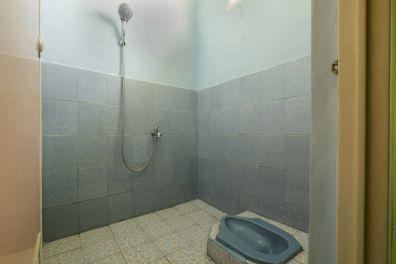 OYO 2859 Fatan Costel Syariah