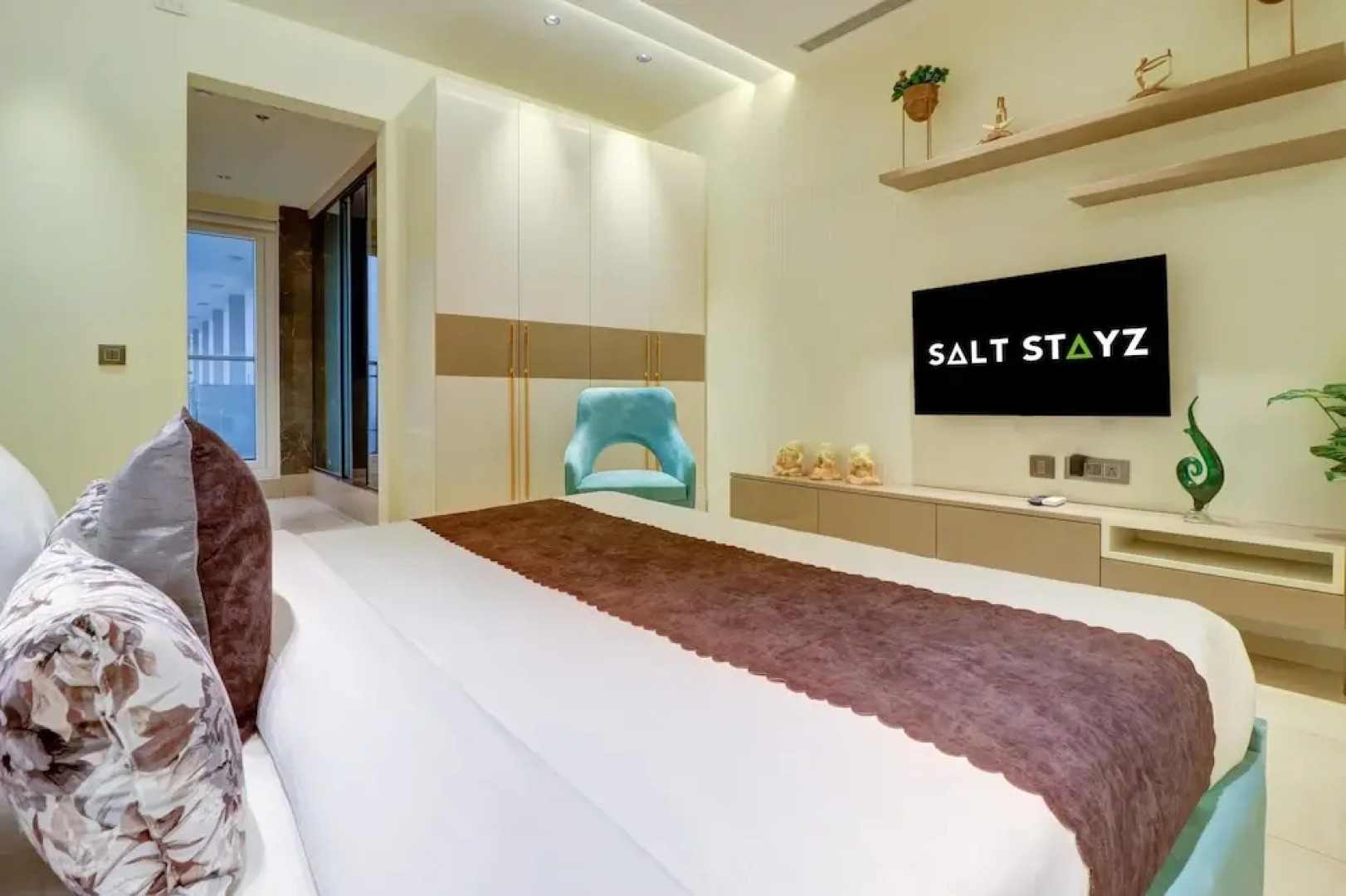 Saltstayz Premier - Mohali Chandigarh