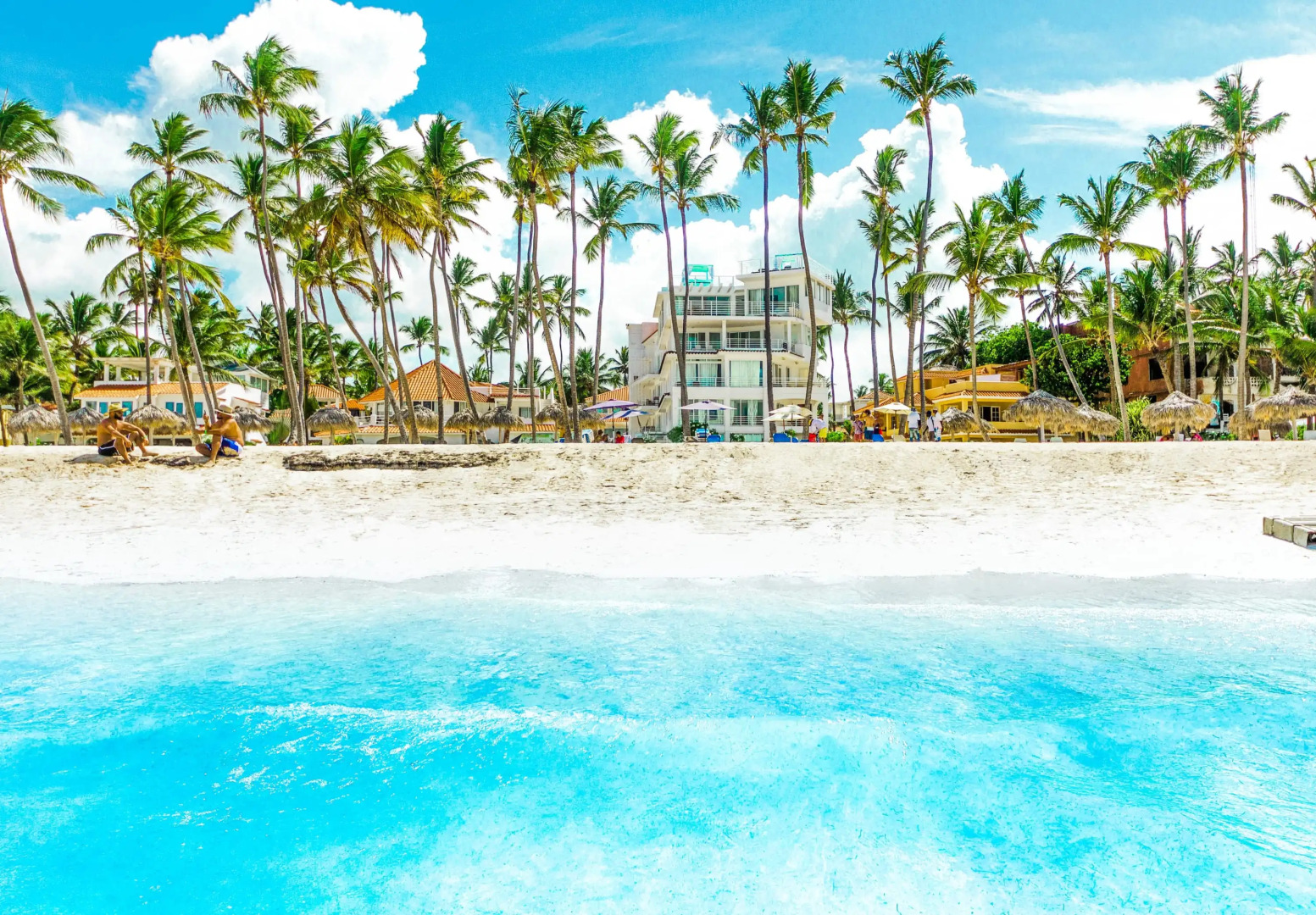 Ocean View Apartment with 3 BDR at Bávaro Beach