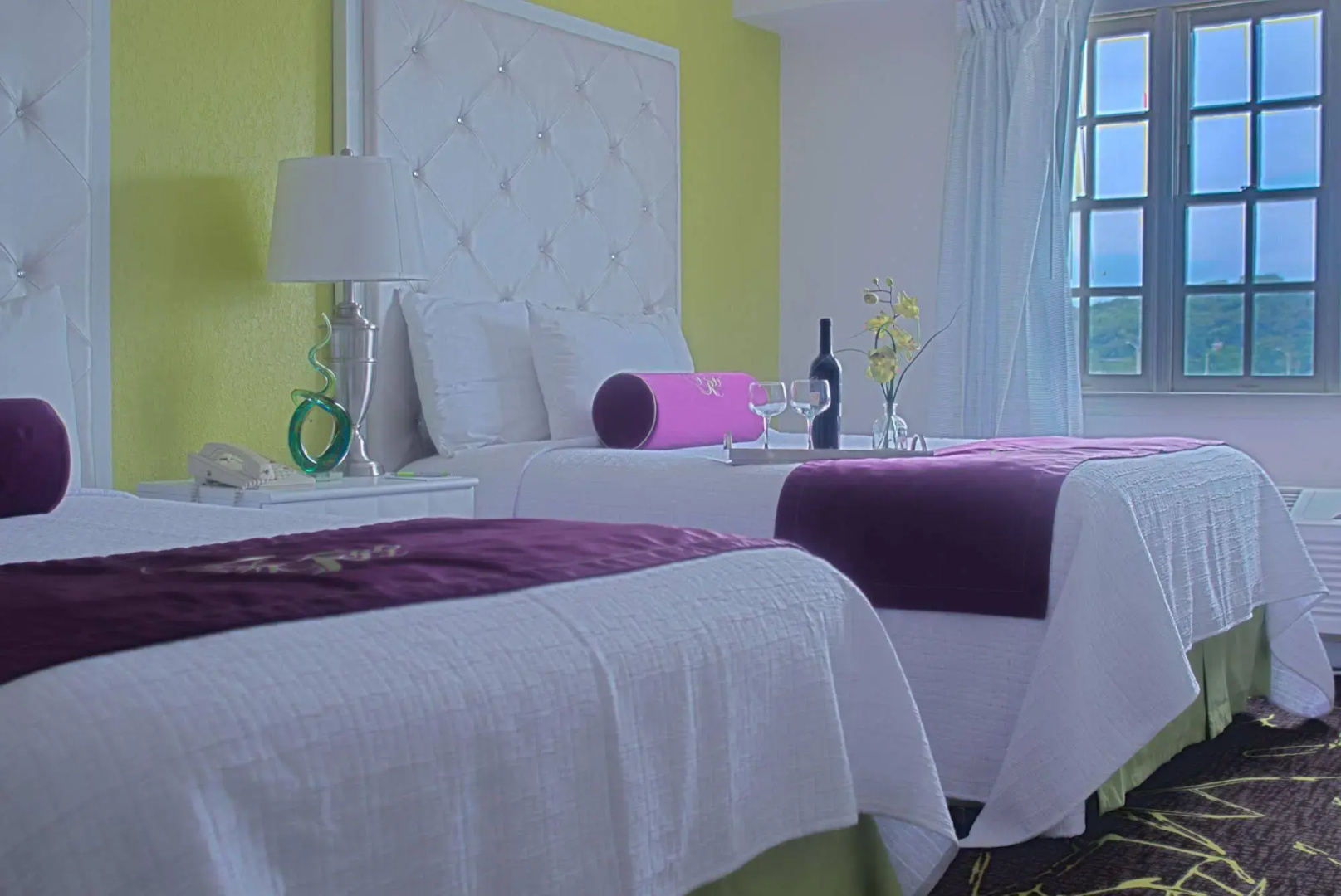 The Roslyn, Tapestry Collection by Hilton