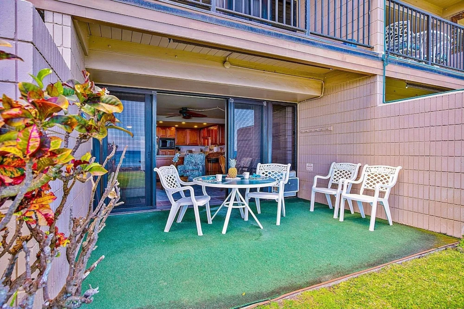 Kaleialoha #207 1 Bedroom 1 Bathroom Condo by Redawning