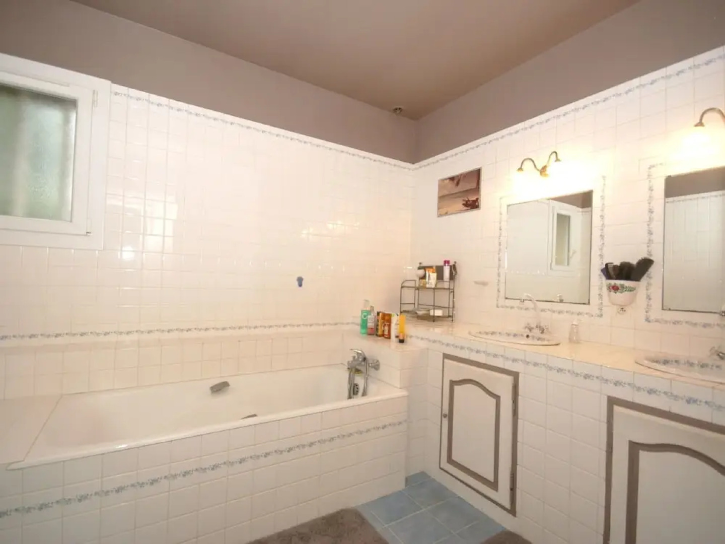 Comfy Holiday Home in Provence With Swimming Pool