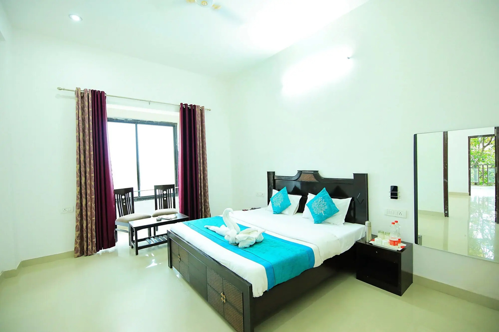 Rang Bhawan Inn- A Lake View Hotel