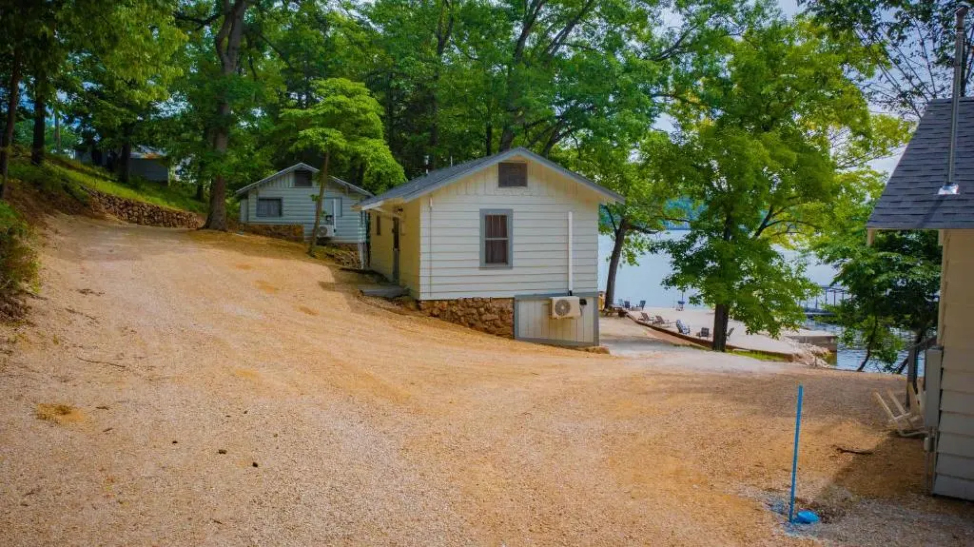 Lakeshore Fishing Cabin #5