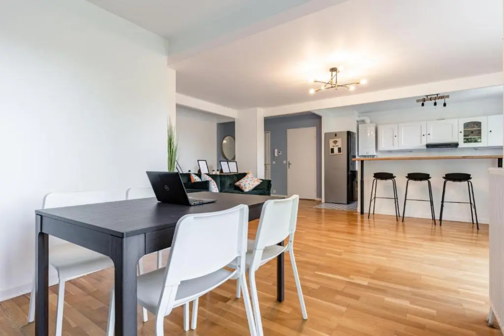 Design 3 Bedrooms Appartment, Near Champs Elysees