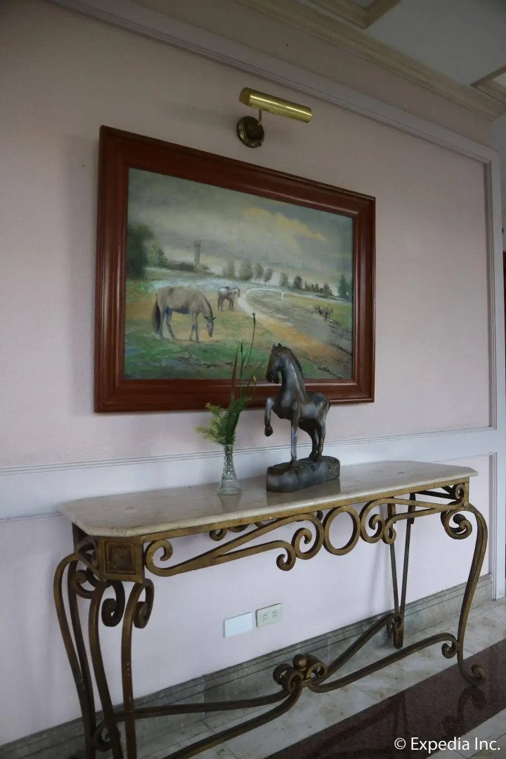 Sunrise Holiday Mansion