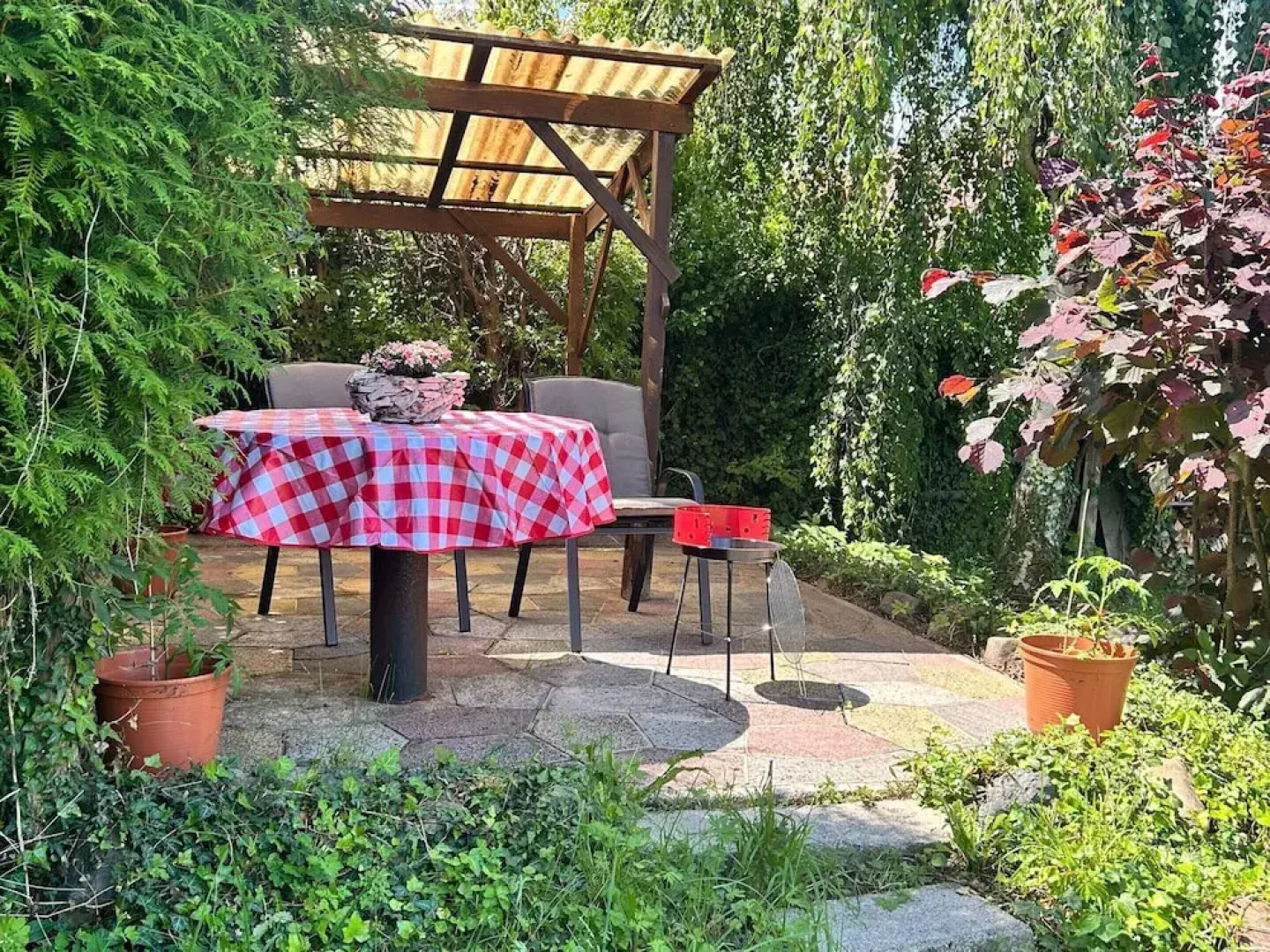 Apartment in Stolpen With Garden