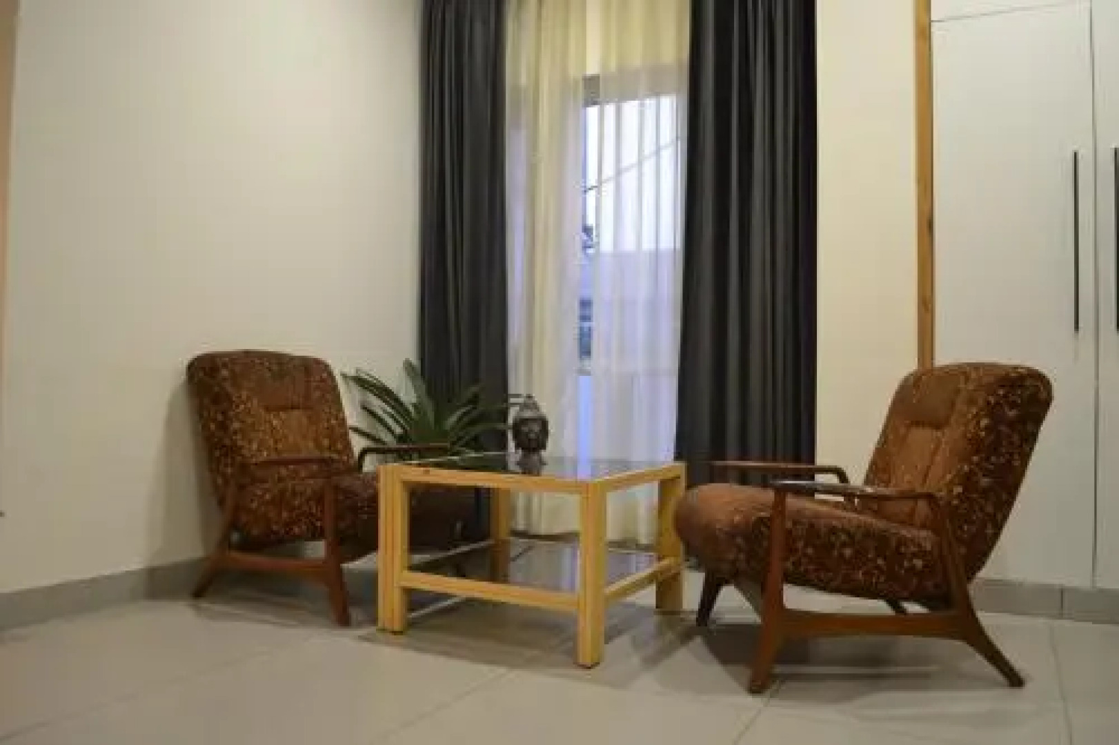 Mayur Hotel Bar And Restaurant